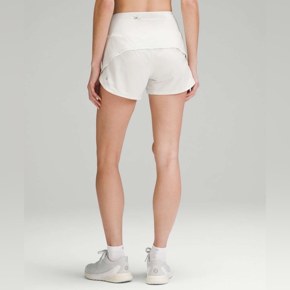 C - Lululemon Speed Up High-Rise Lined Short 4"
Bone
